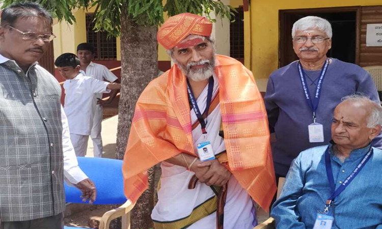 Book Distribution 